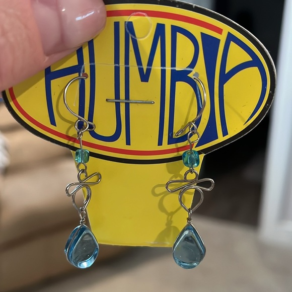 Earrings - Picture 2 of 3